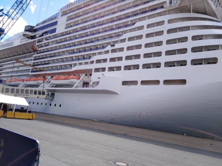 MSC Meraviglia in Kiel